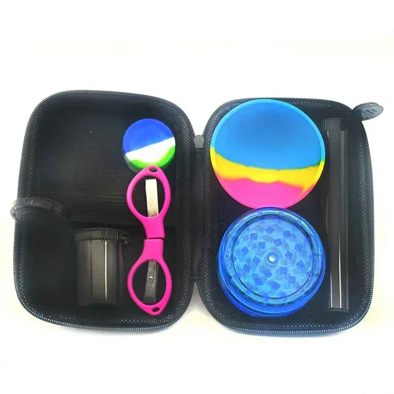 Kit Puff Essence em case aberta com cuia, dichavador, tubo e slick