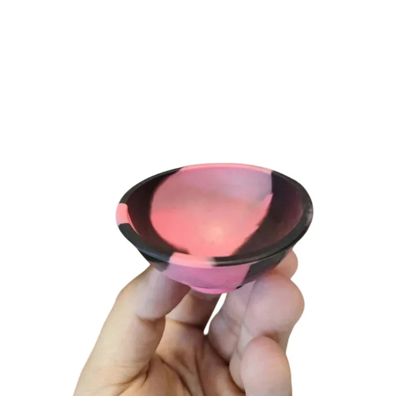 Kit Puff Flow com cuia de silicone rosa em detalhe