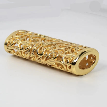 porta-isqueiro-bic-j6-ouro-angulo-lateral - Porta-isqueiro BIC J6 ouro em angulo lateral com visual metalico premium.